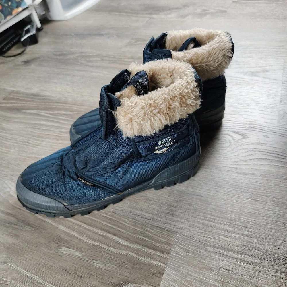 Vtg Kangaroo Waterproof Sherpa Lined Steel Shank‎ Snow Boots Zip Pocket Size 7.5